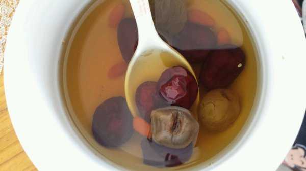 红枣桂圆枸杞红糖水的功效和作用
